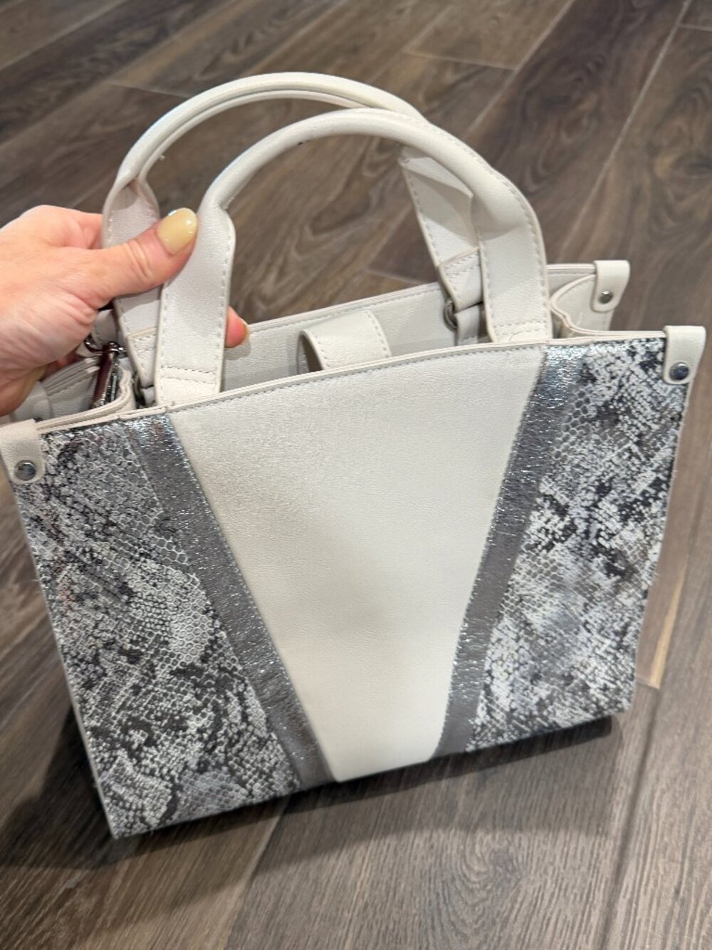 NWOT I.N.C. International Concepts Caitlinn Large Tote, silver and ivory